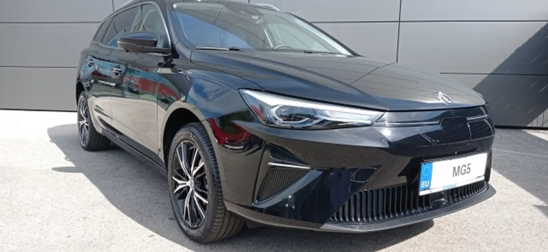 Vehicle image, number 1