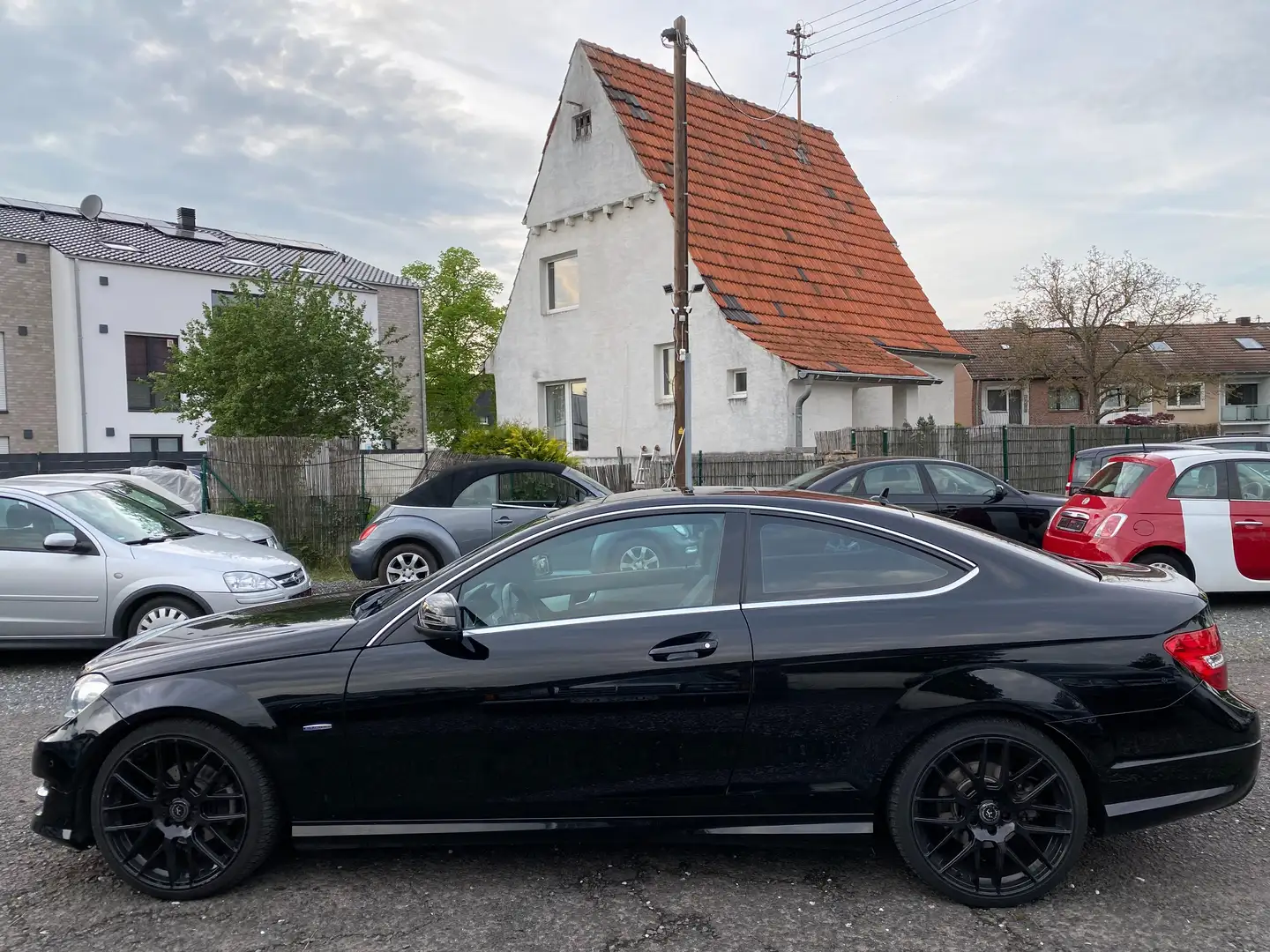 Vehicle image, number 8