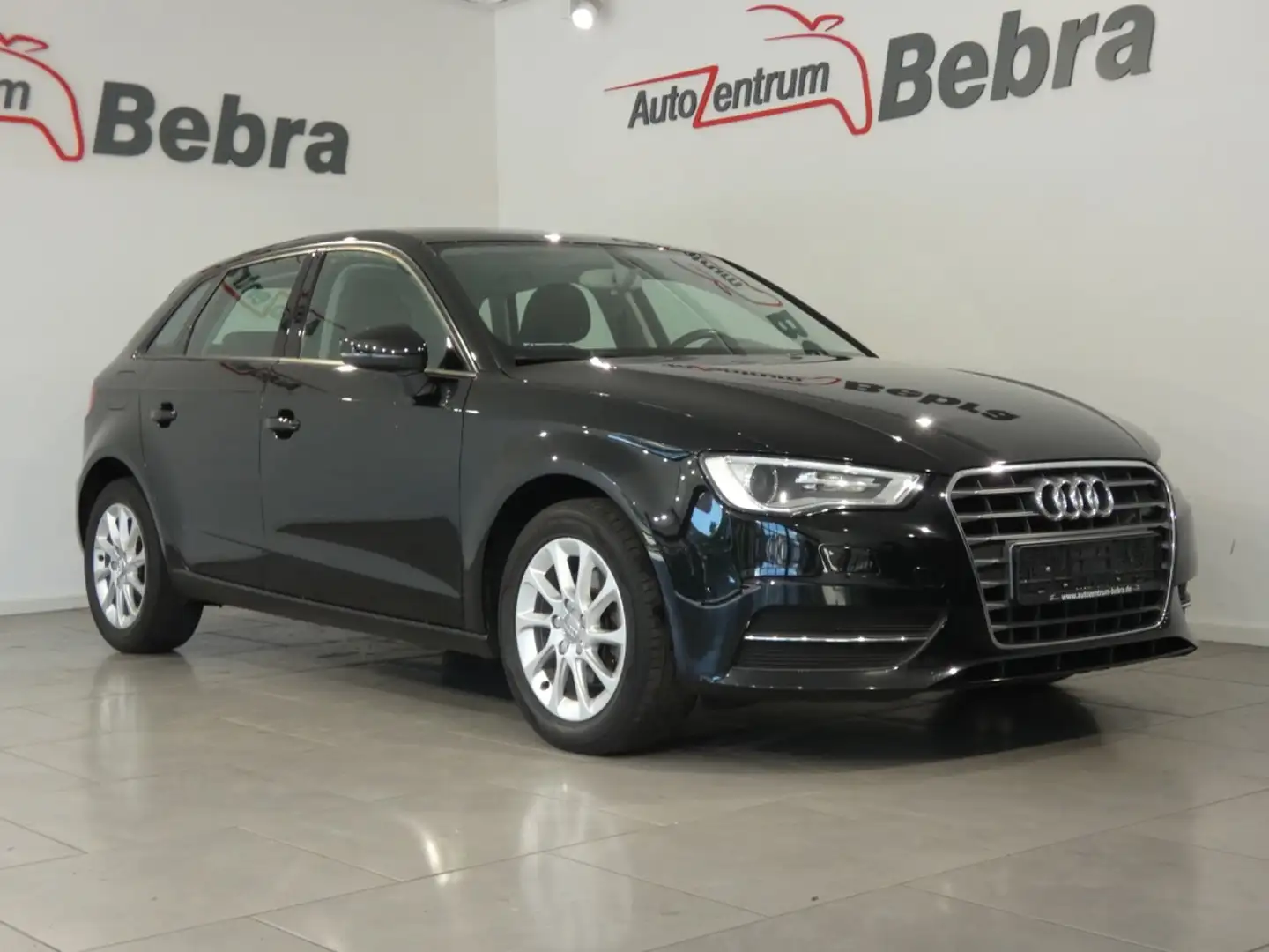 Vehicle image, number 3