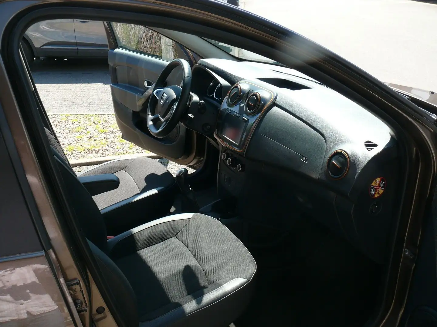 Vehicle image, number 20