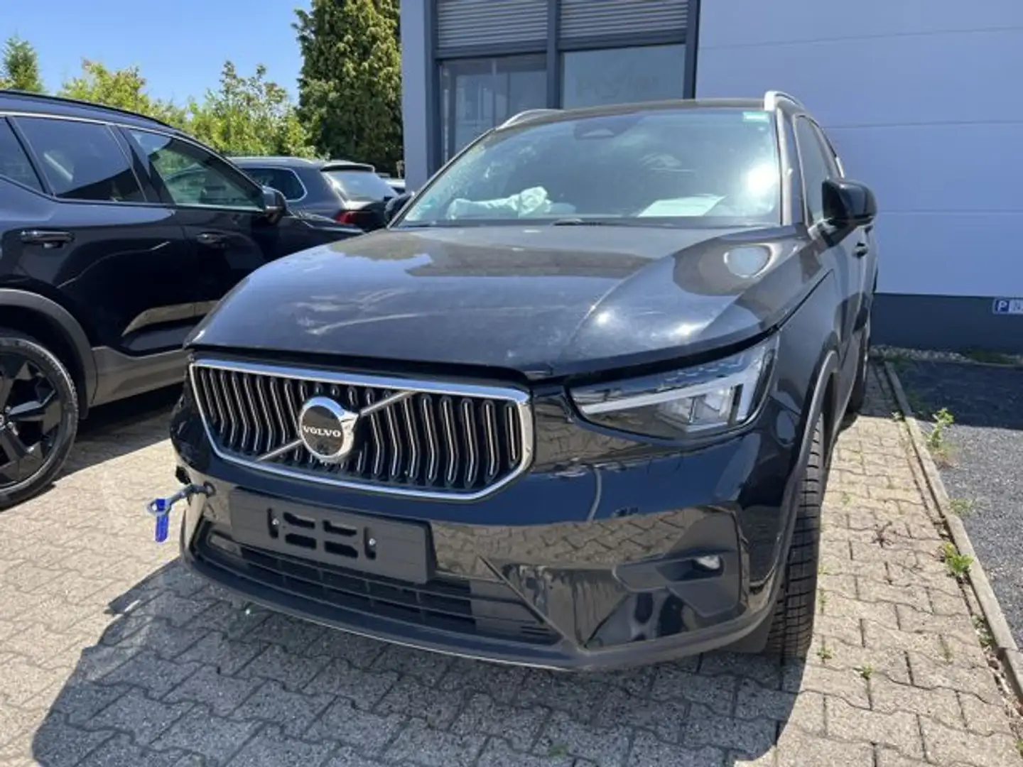 Vehicle image, number 2
