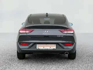Vehicle image thumbnail, number 7