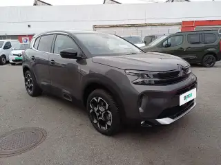 Vehicle image thumbnail, number 3