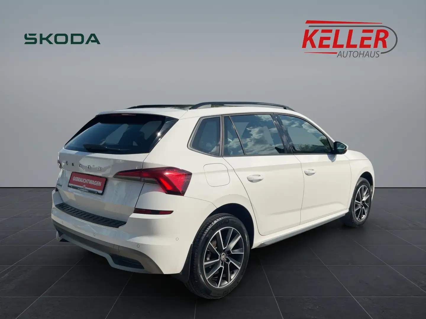 Vehicle image, number 6