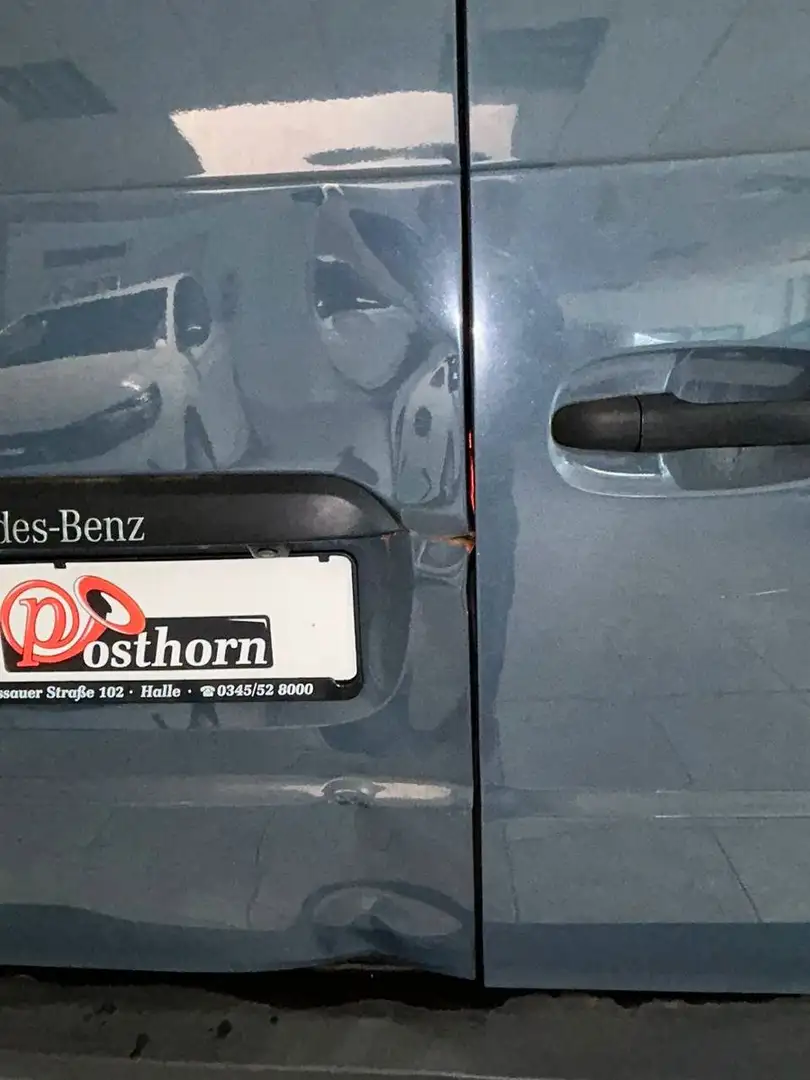 Vehicle image, number 19