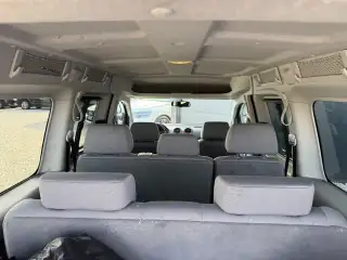 Vehicle image thumbnail, number 12