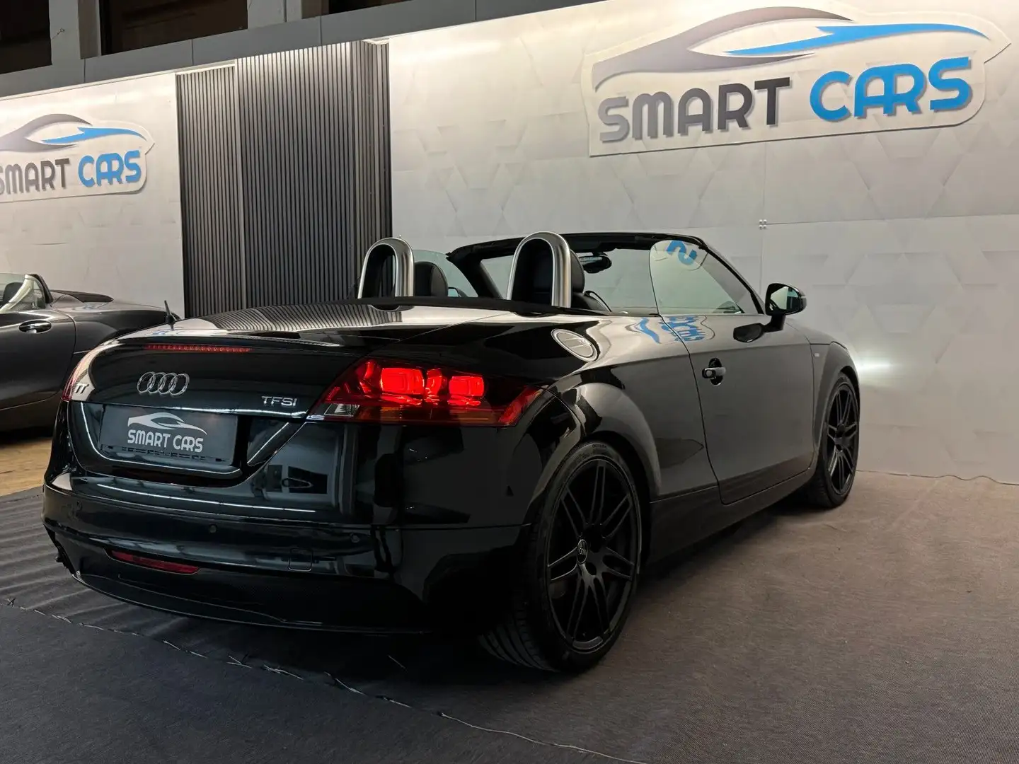Vehicle image, number 9