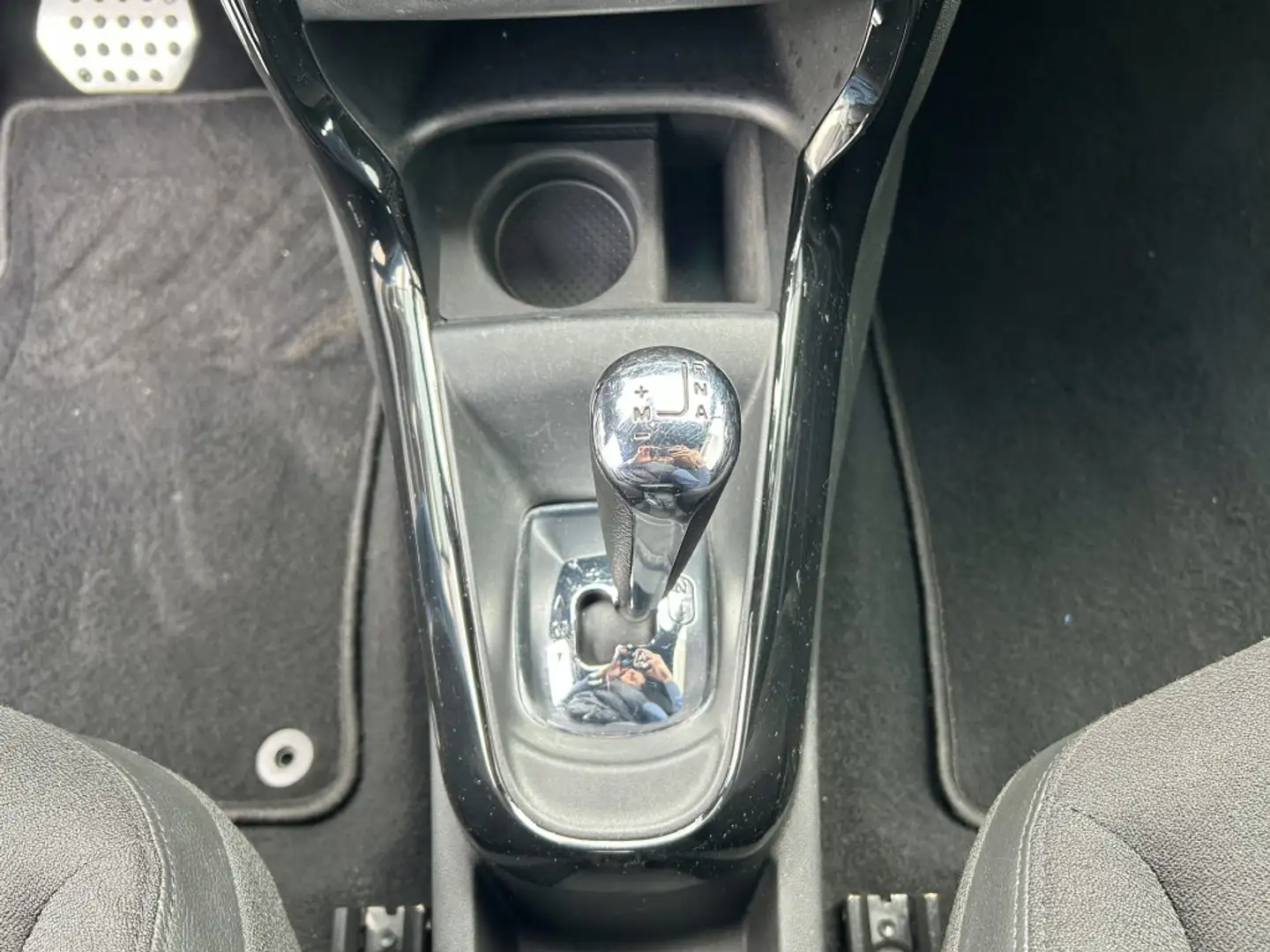 Vehicle image, number 17