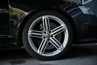 Vehicle image thumbnail, number 7