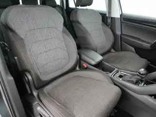 Vehicle image thumbnail, number 12