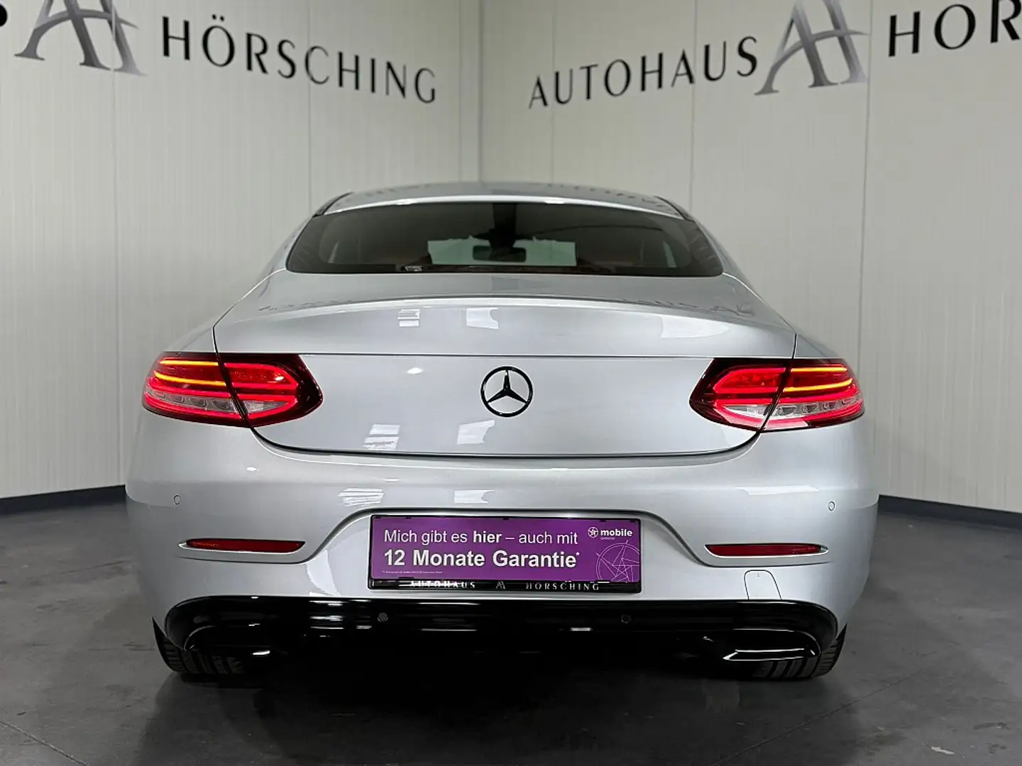 Vehicle image, number 8