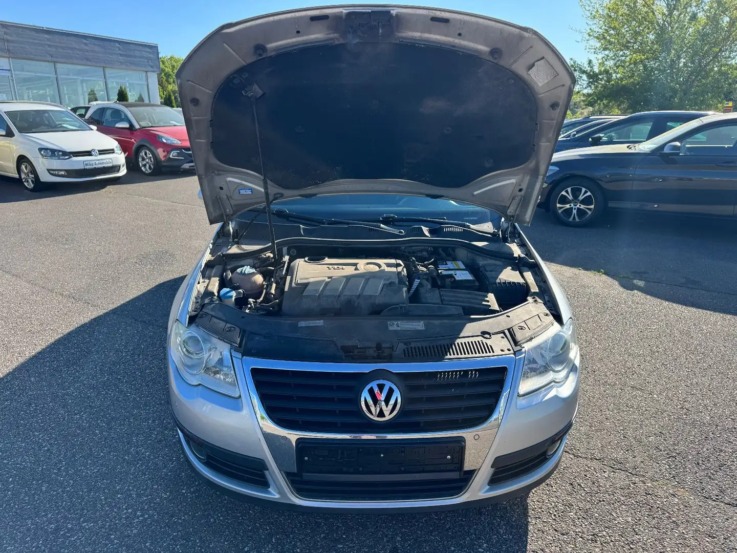 Vehicle image, number 17