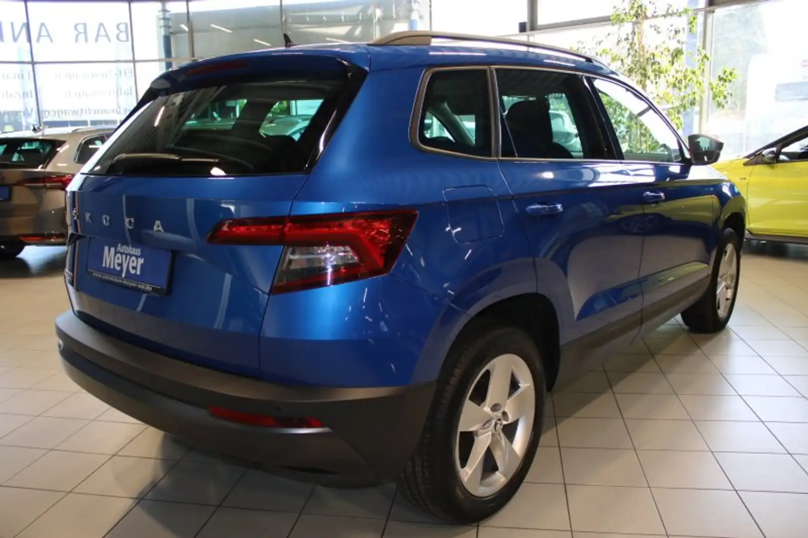 Vehicle image, number 5