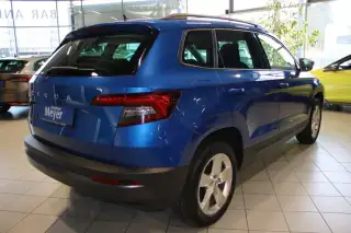 Vehicle image thumbnail, number 5