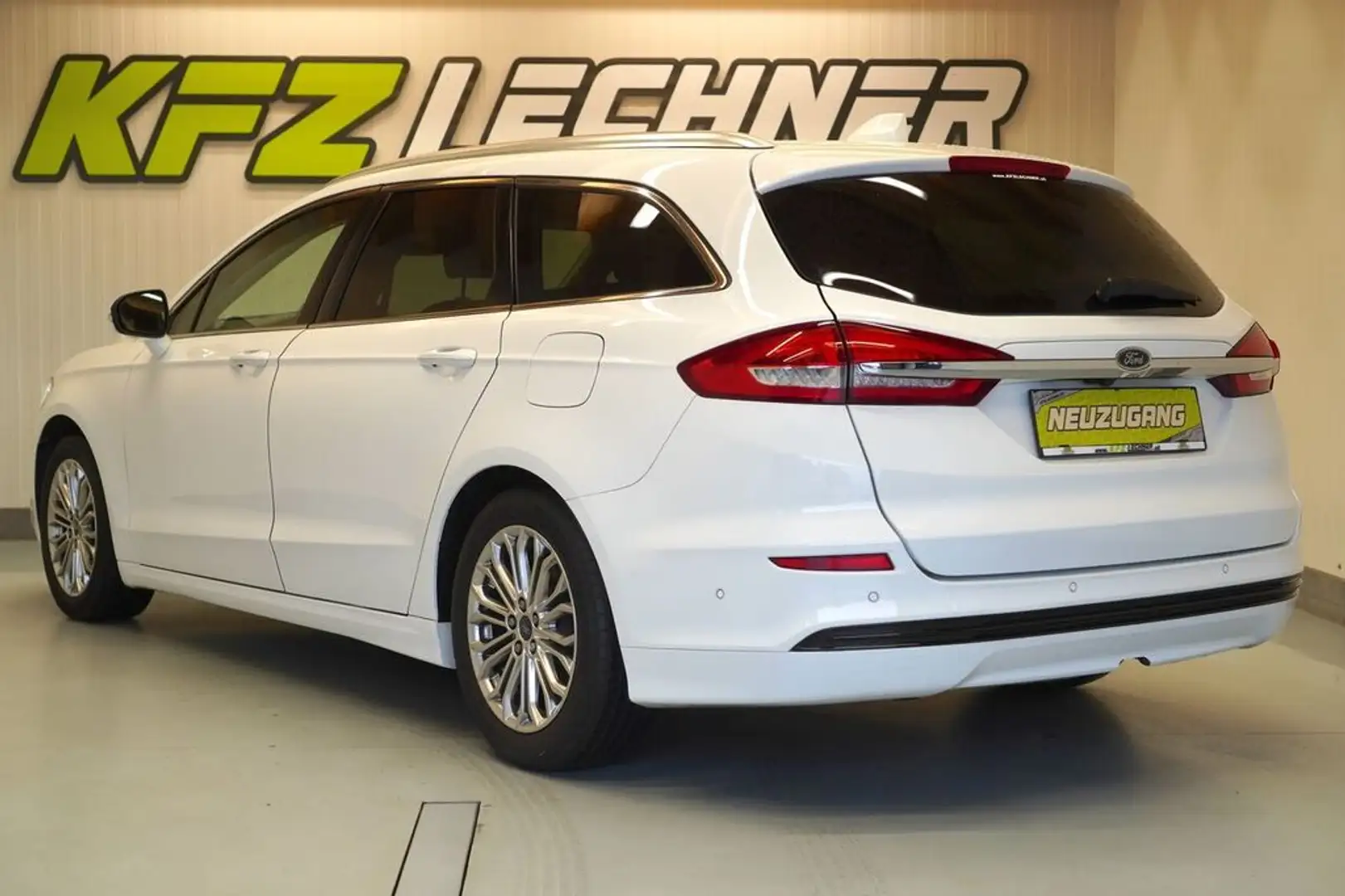 Vehicle image, number 7