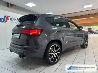 Vehicle image thumbnail, number 4