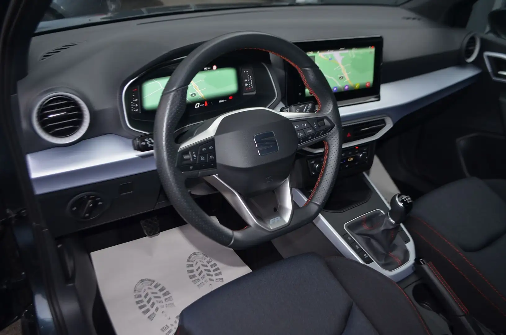 Vehicle image, number 5