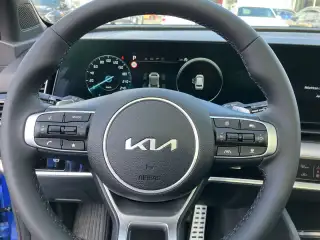 Vehicle image thumbnail, number 8