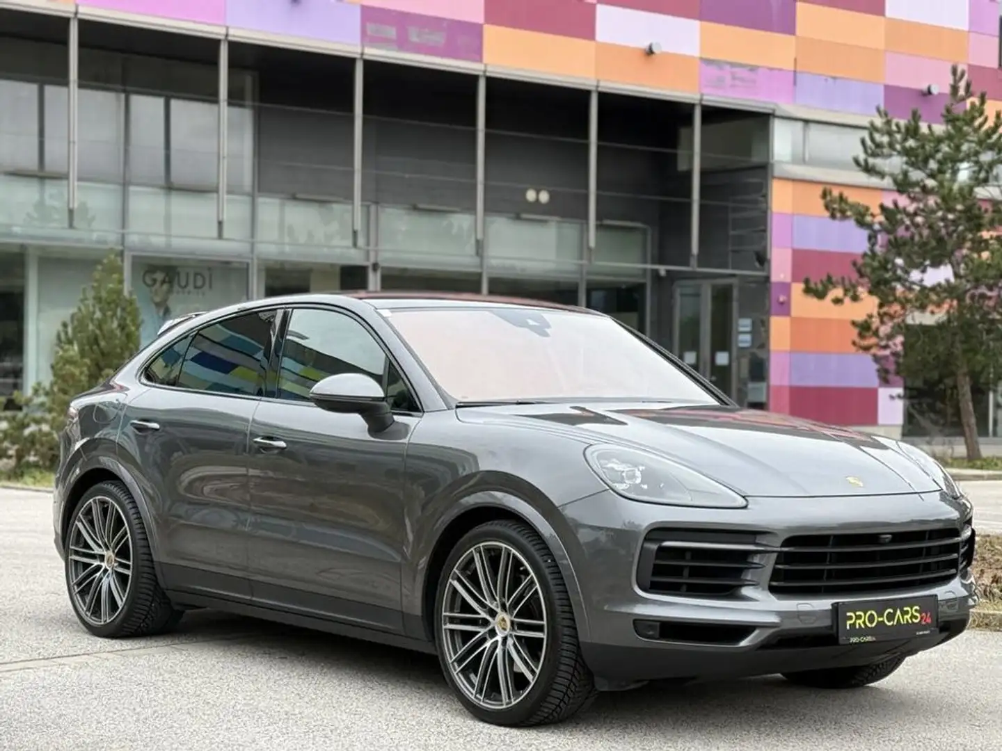 Vehicle image, number 7