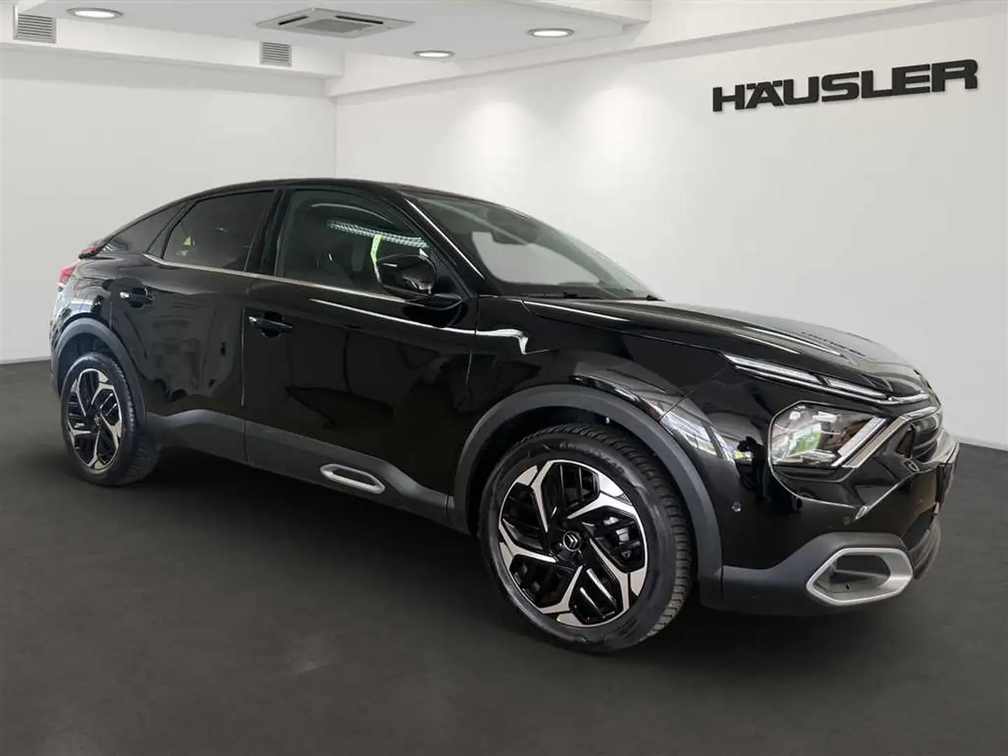 Vehicle image, number 1