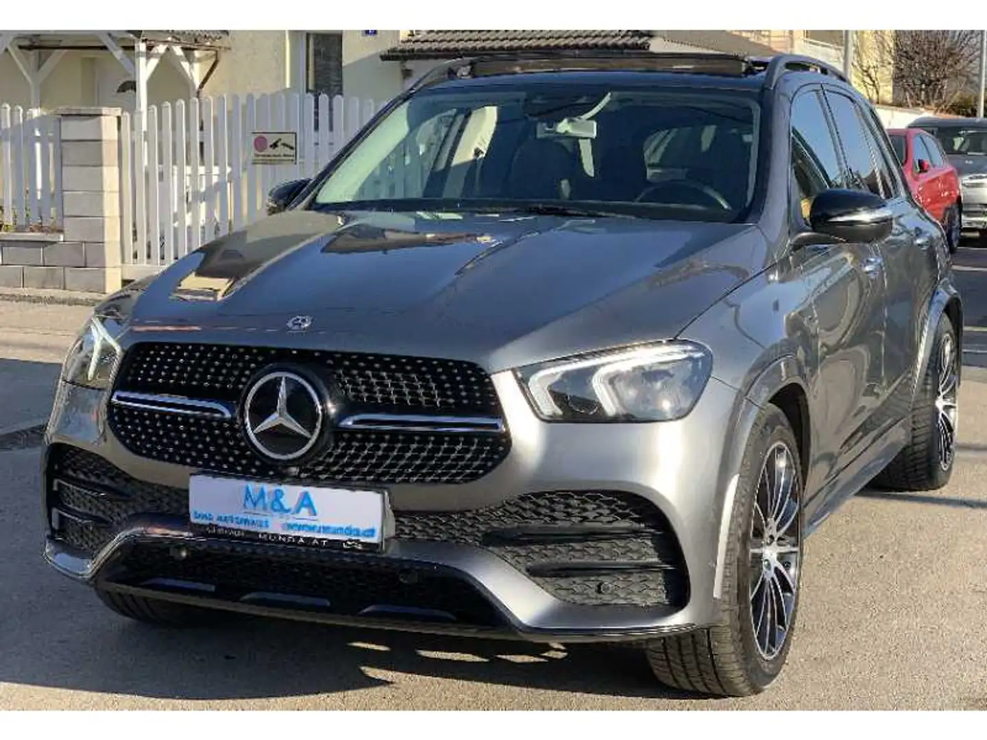 Vehicle image, number 1