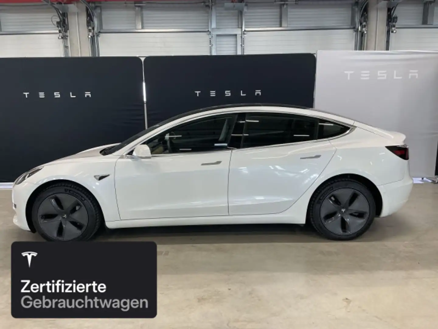 Vehicle image, number 3