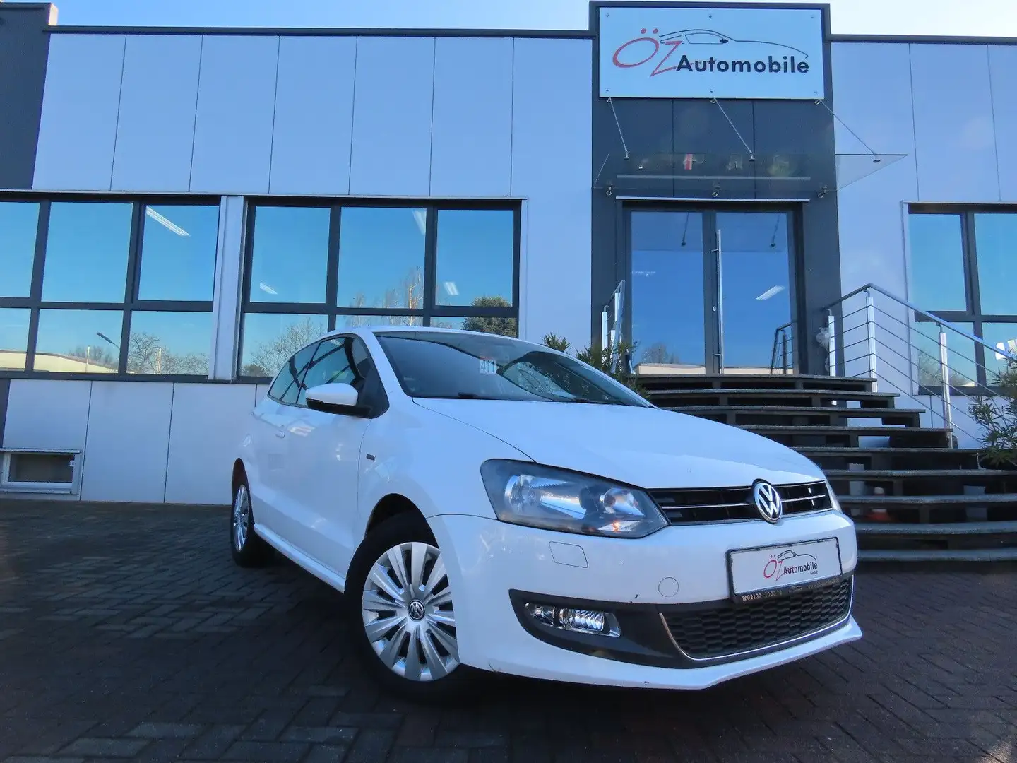 Vehicle image, number 19