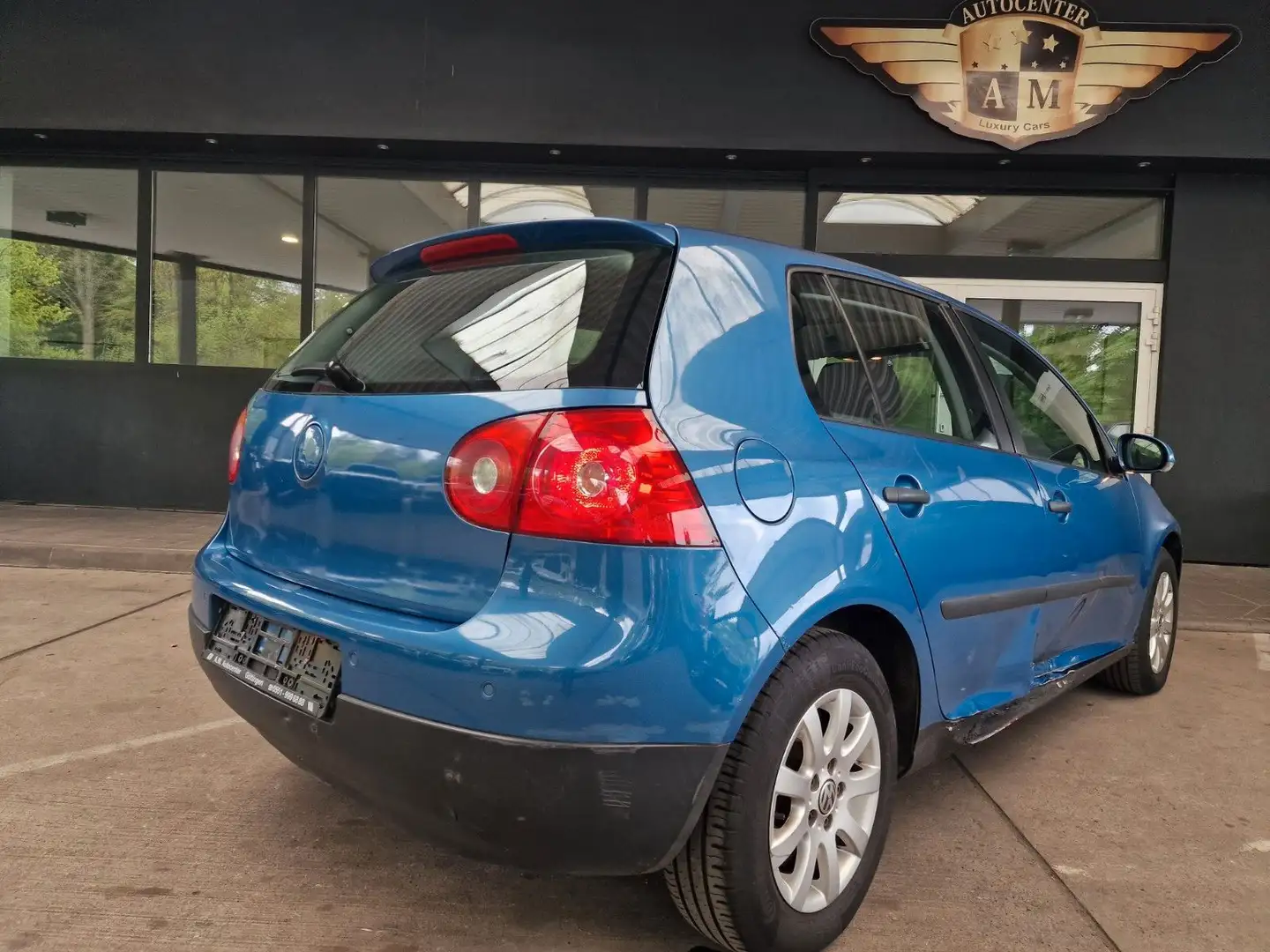 Vehicle image, number 6