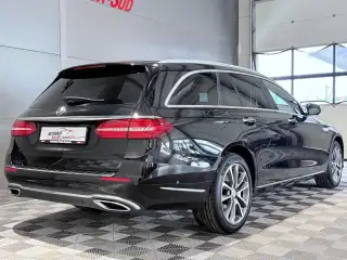 Vehicle image thumbnail, number 4
