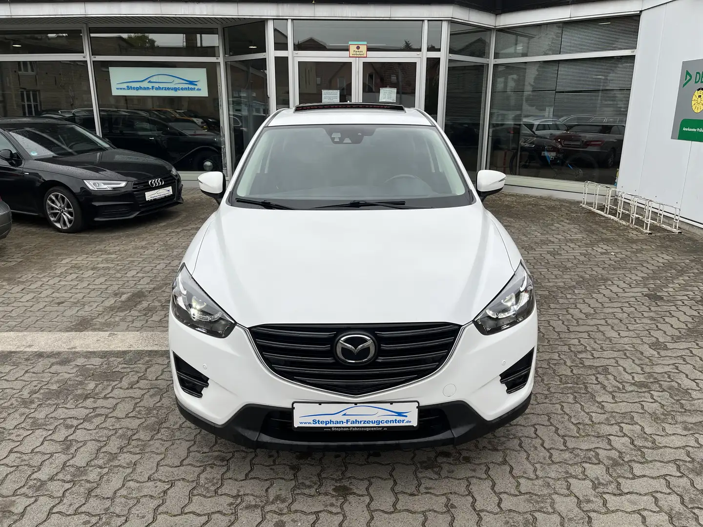 Vehicle image, number 2