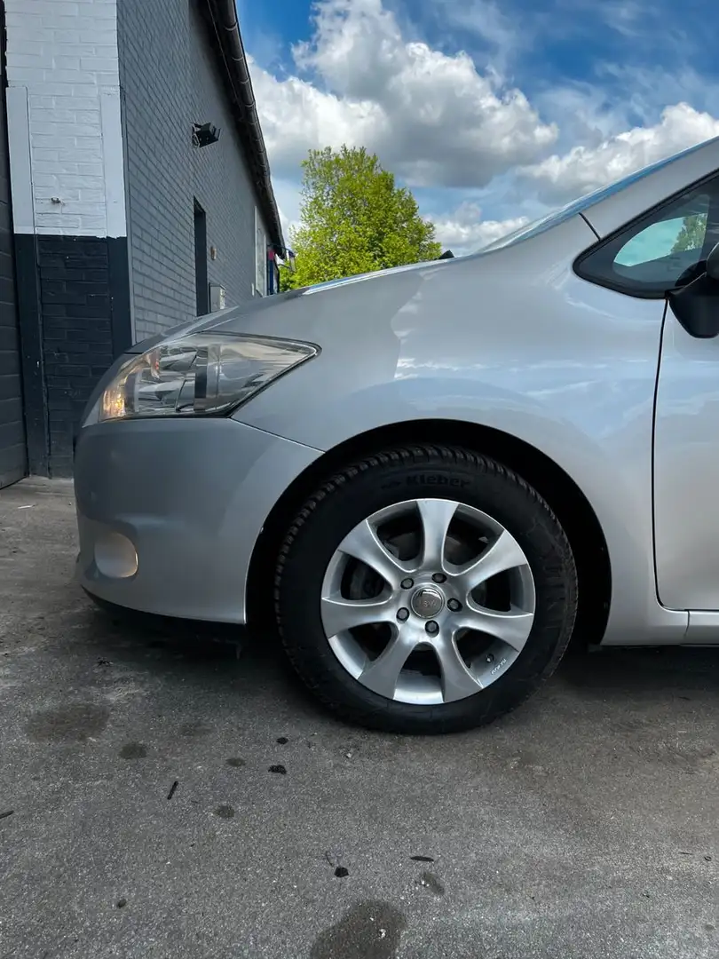Vehicle image, number 7