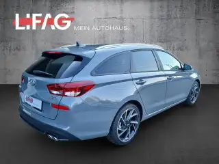 Vehicle image thumbnail, number 6