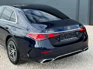 Vehicle image thumbnail, number 10
