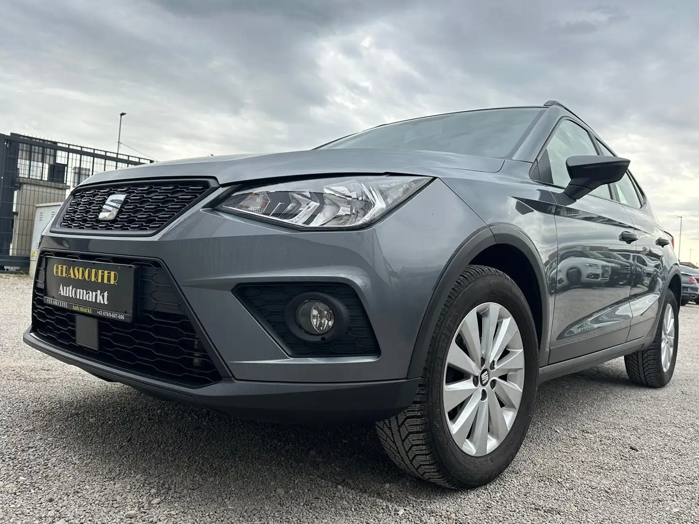 Vehicle image, number 2
