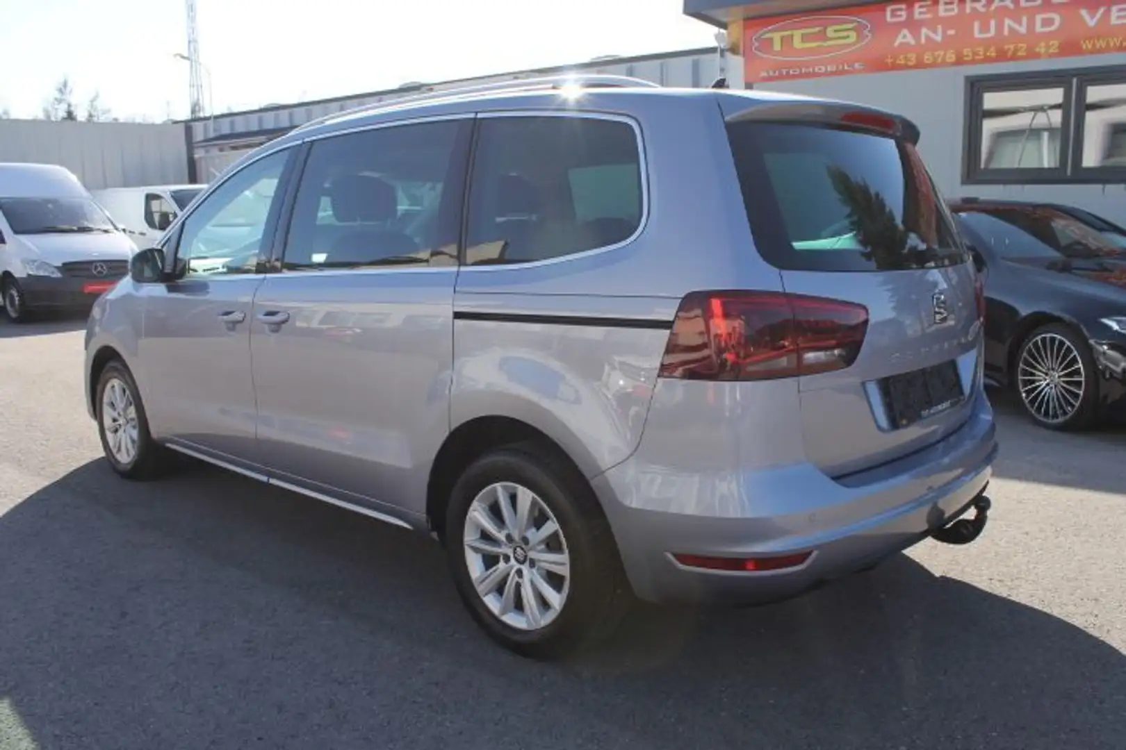 Vehicle image, number 5