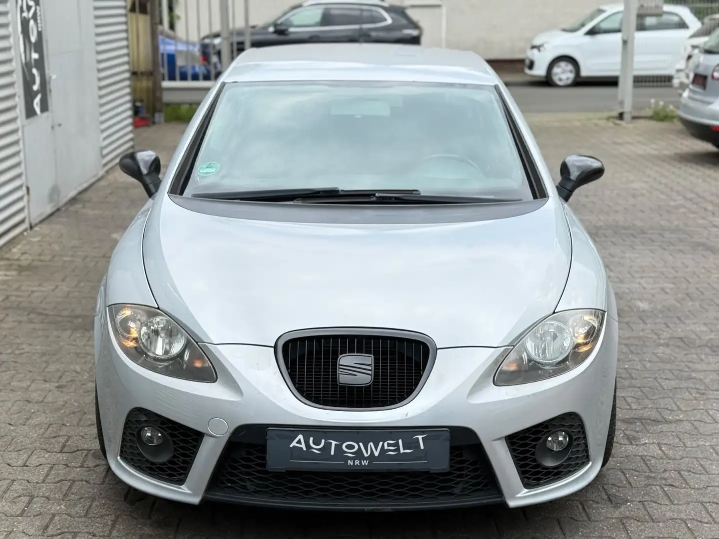 Vehicle image, number 2