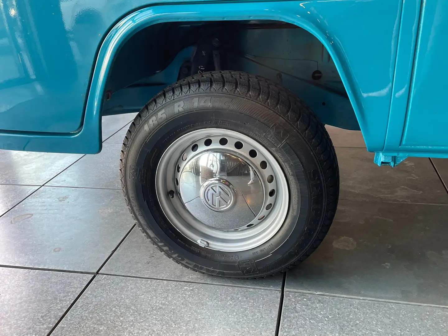 Vehicle image, number 7