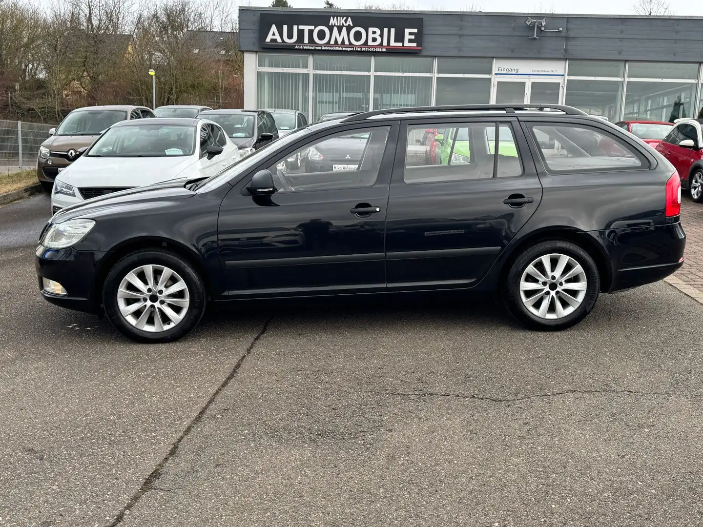 Vehicle image, number 7