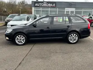 Vehicle image thumbnail, number 7