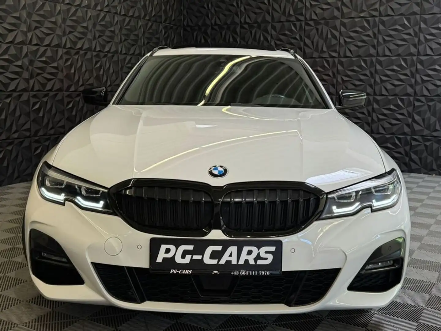Vehicle image, number 5