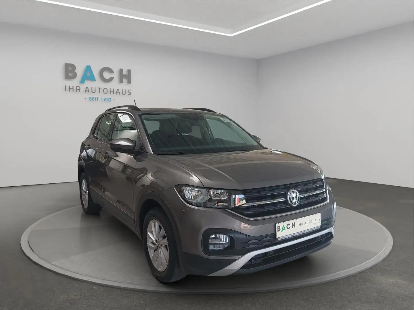 Vehicle image, number 2
