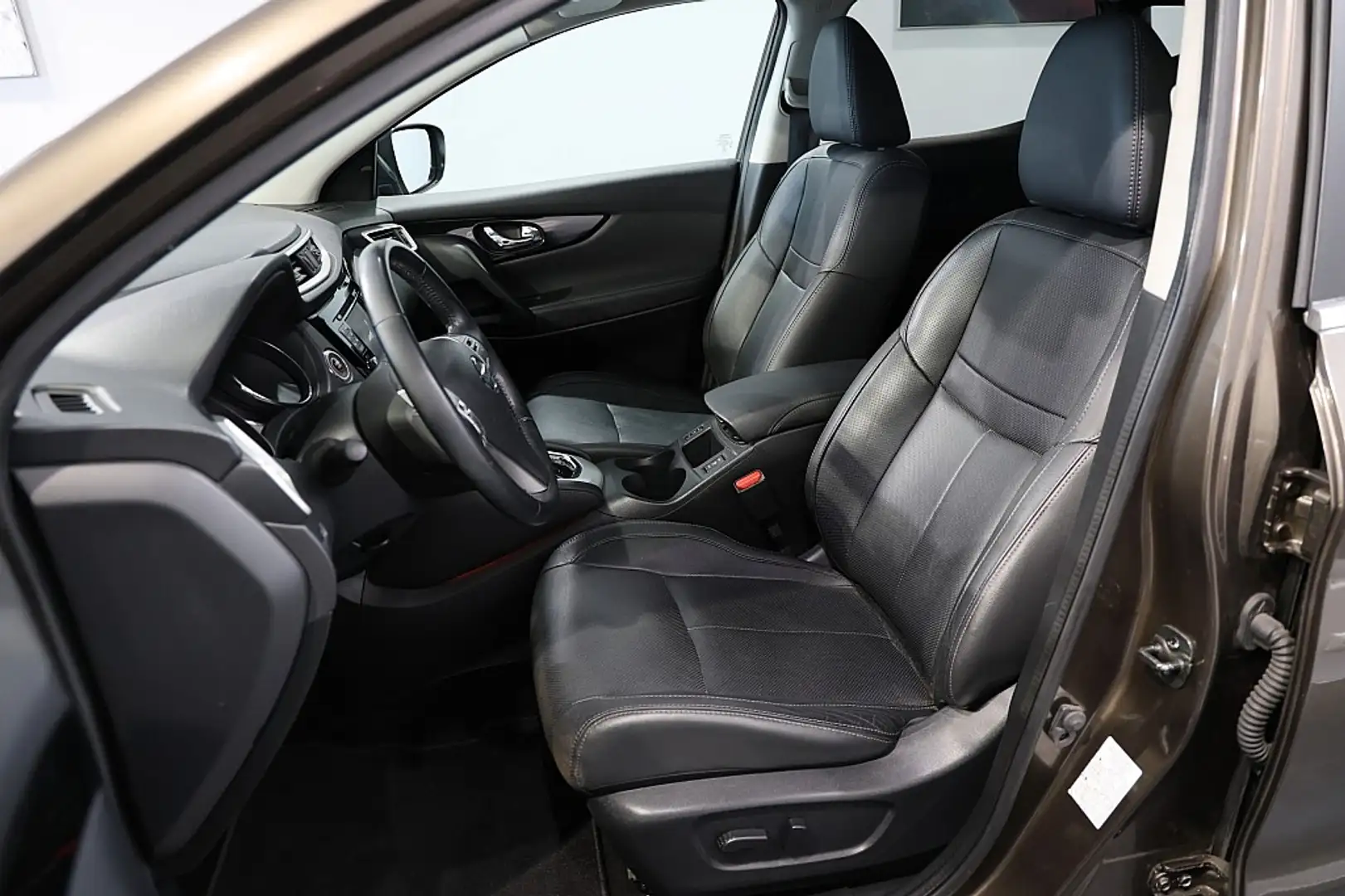 Vehicle image, number 9