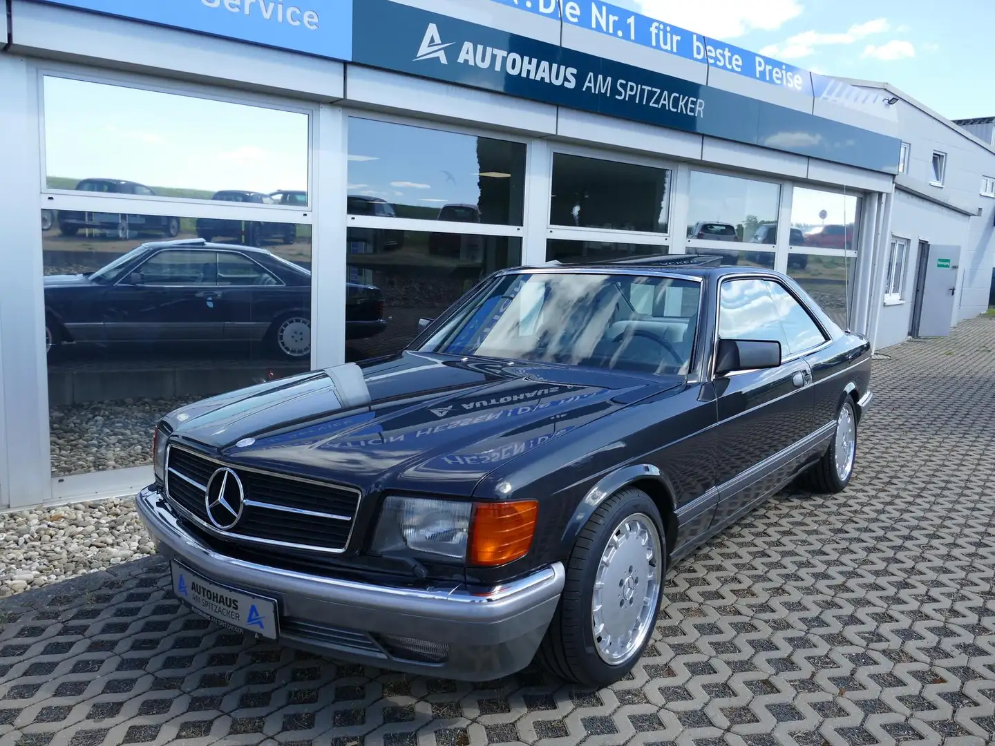 Vehicle image, number 2