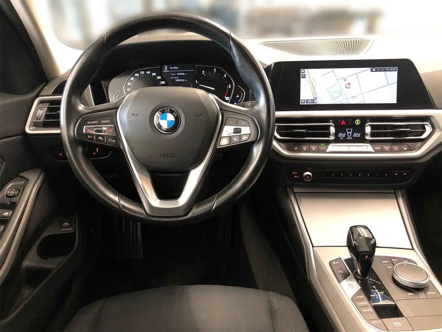 Vehicle image, number 6