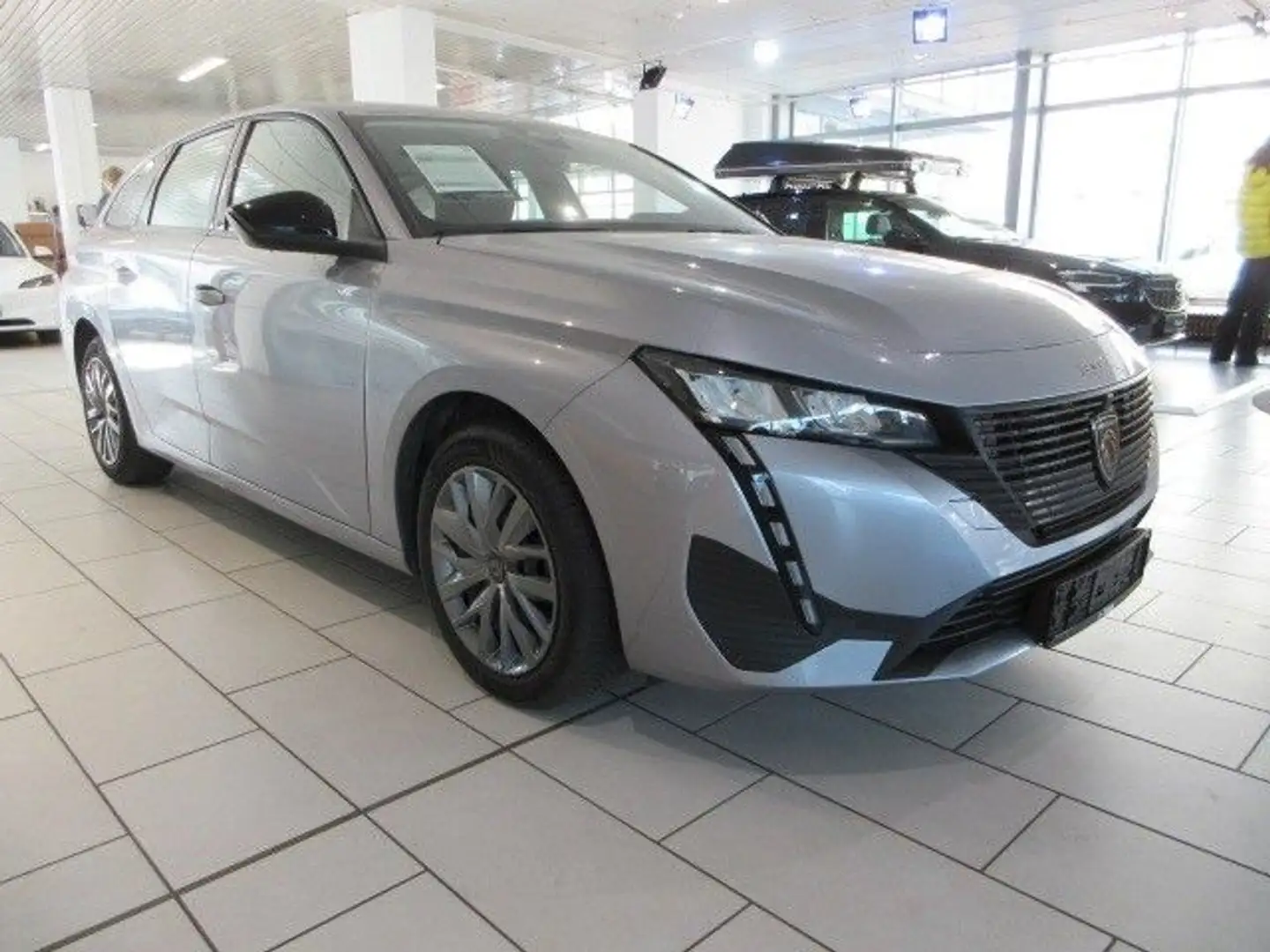 Vehicle image, number 2