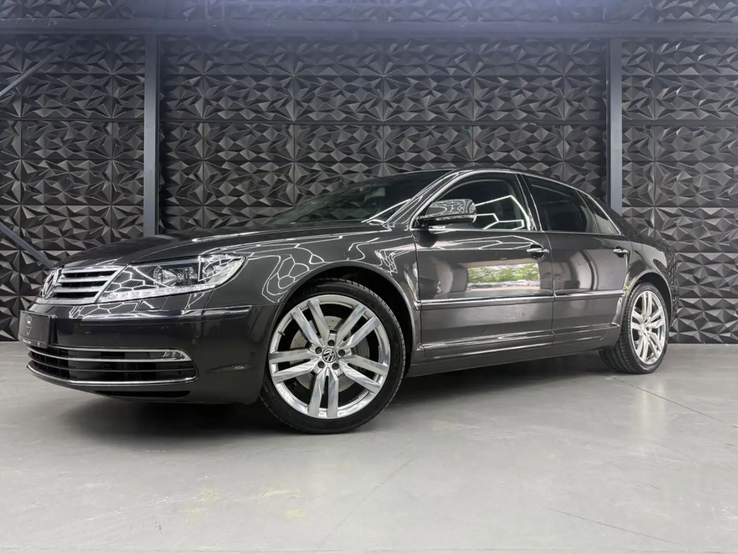 Vehicle image, number 1