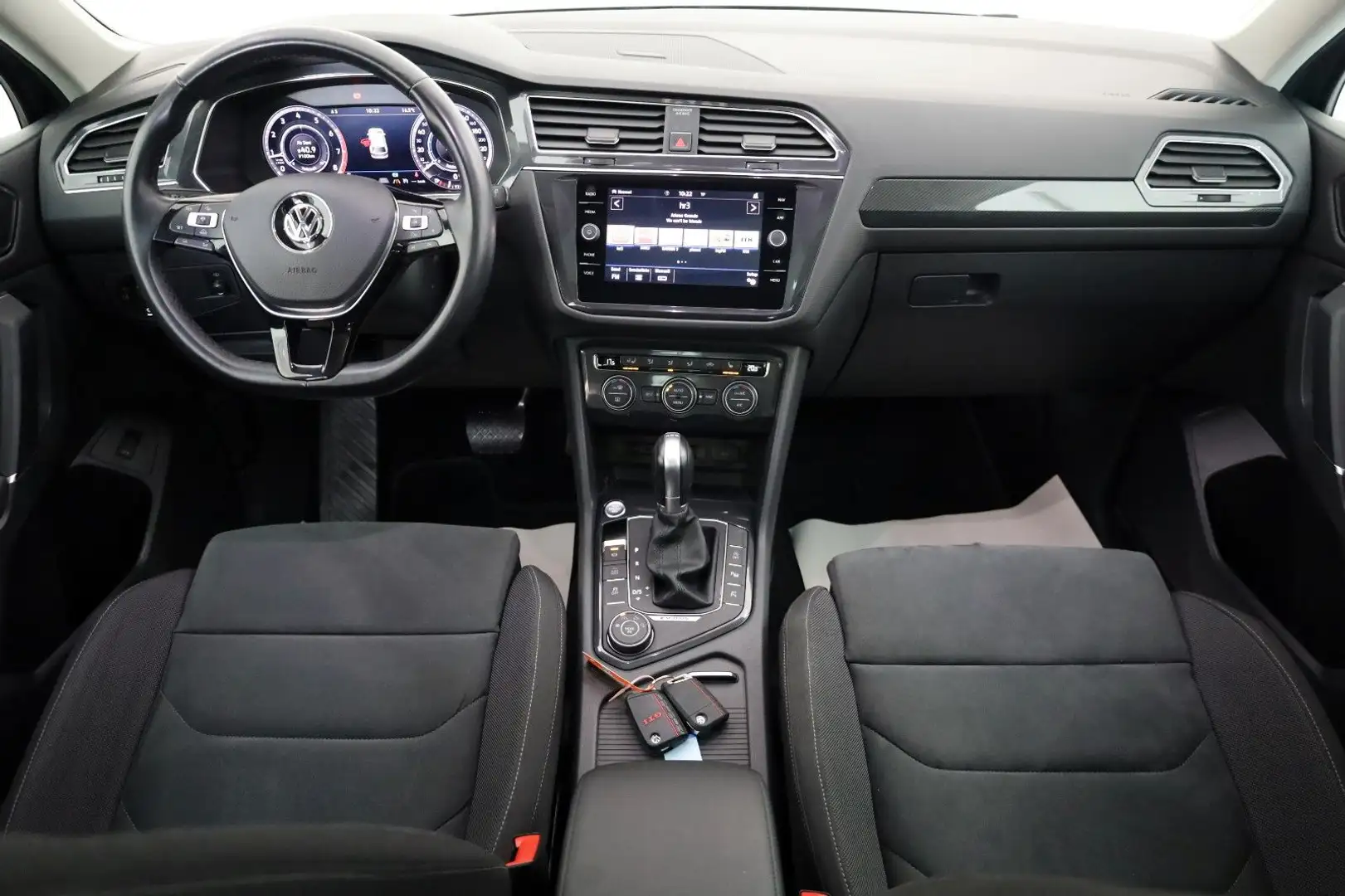 Vehicle image, number 5