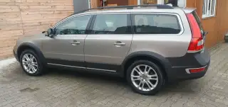 Vehicle image thumbnail, number 3