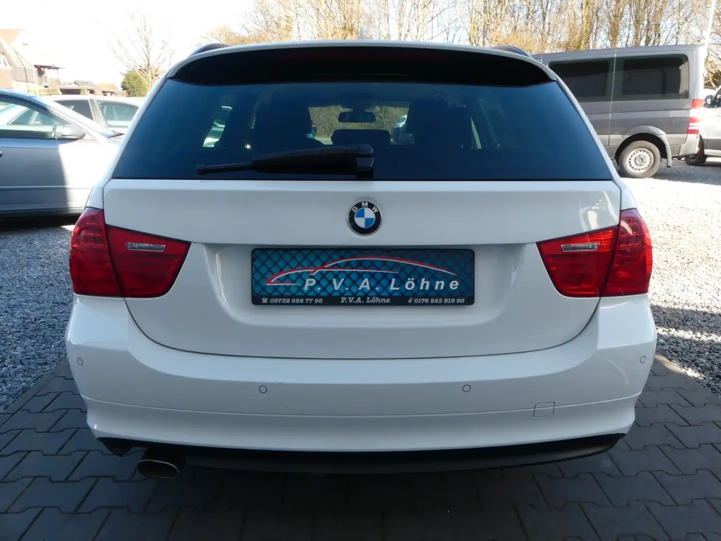 Vehicle image, number 6
