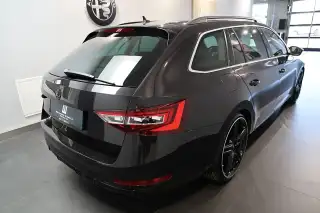 Vehicle image thumbnail, number 5